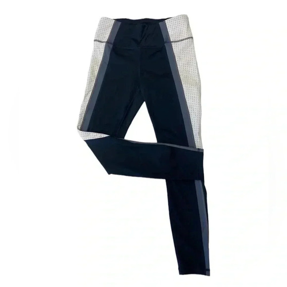 Athleta Elation Crop 7/8 Tight Leggings  Yoga White
Navy Blue Size XS - Picture 5 of 14